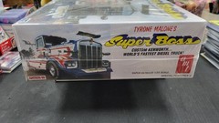 NIB 2016 SUPER BOSS KENWORTH SEMI TRUCK MALONE 1/25 AMT MODEL KIT #AMT930/06