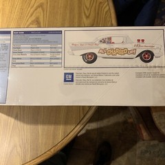 Revell 1/12 ’57 Chevy Hardto 3 ‘N 1 50th Anniversary with bonus ’50s jukebox Pin
