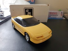 ERTL AMT 1991 CHEVROLET GEO STORM GSI Dealer Promo Model 1:25 YELLOW # 6083