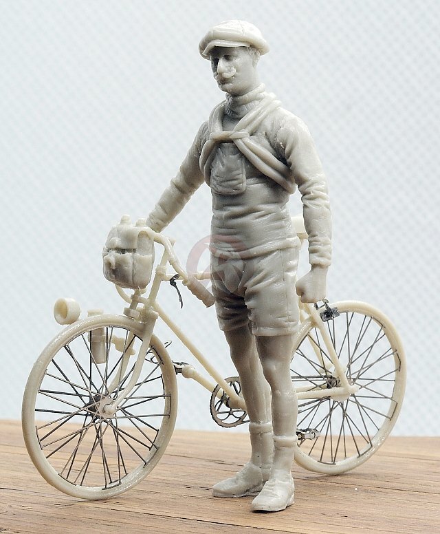 Cix Models 1/35 Bianchi Modello M Racing Bicycle w/Cyclist Early 1900s CIXM032