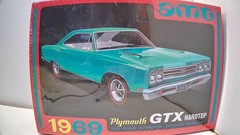 AMT 1:25 Scale 1969 Plymouth GTX Hardtop Model Kit AMT1483