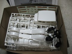 1/25 1932 FORD DAN FINK’S “SPEEDWAGON” MONOGRAM WHITE MODEL KIT-MIB