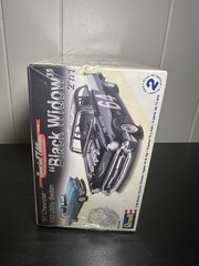 🔥😎2009 Revell Black Widow Special Ed 1/25 Scale ’57 Chevy 150 Utility Sedan🚦