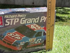 AMT ERTL #43 RICHARD PETTY STP Pontiac Grand Prix 1/24 NASCAR Model Kit Sealed