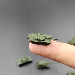 1/350 Russian armored vehicle kit model （8 vehicles+a group of soldiers ）