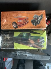 AMT Easy Build 1:25 Model Kit Lot 1994 Ford F-150 SVT + 1992 Silverado
