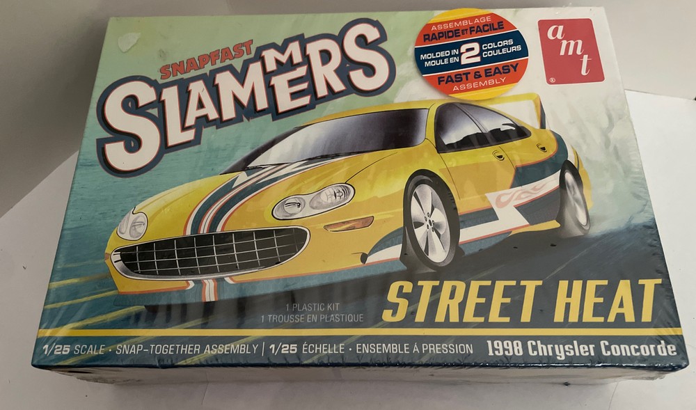 AMT 1227M Street Heat 1998 Chrysler Concorde Slammers SNAPFAST SEALED KIT