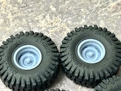 1/24 Scale: 15-Inch “4-slot Steelie” Wheels W/ Huge 35-inch Mud Tires. Resin