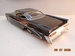 AMT, 1959 Pontiac Bonneville 2 dr. Hardtop, exc. black.