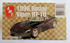AMT 1:25 1996 Dodge Viper RT-10 #31642 Sealed Box 2001