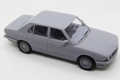 1/24 Resin Kit German E28-Style Sports Sedan Stock Version