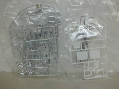 1/25 Revell Orange Crate 32 Ford Sedan Unassembled Revell 32 FORD SEDAN ORANGE C