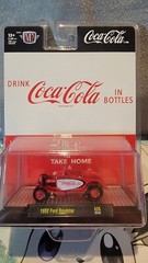 M2 Machines 1/64 diecast Chase 1/750 – 1932 Ford Roadster Coca-Cola MIP