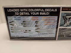 Skill 2 Model Kit 1965 Pontiac Bonneville Sport Coupe 3-in-1 Kit 1/25 SEALED