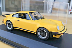 1/43 MINICHAMPS PORSCHE 911 turbo (930) yellow CA04316031 200 pcsmint,++ !