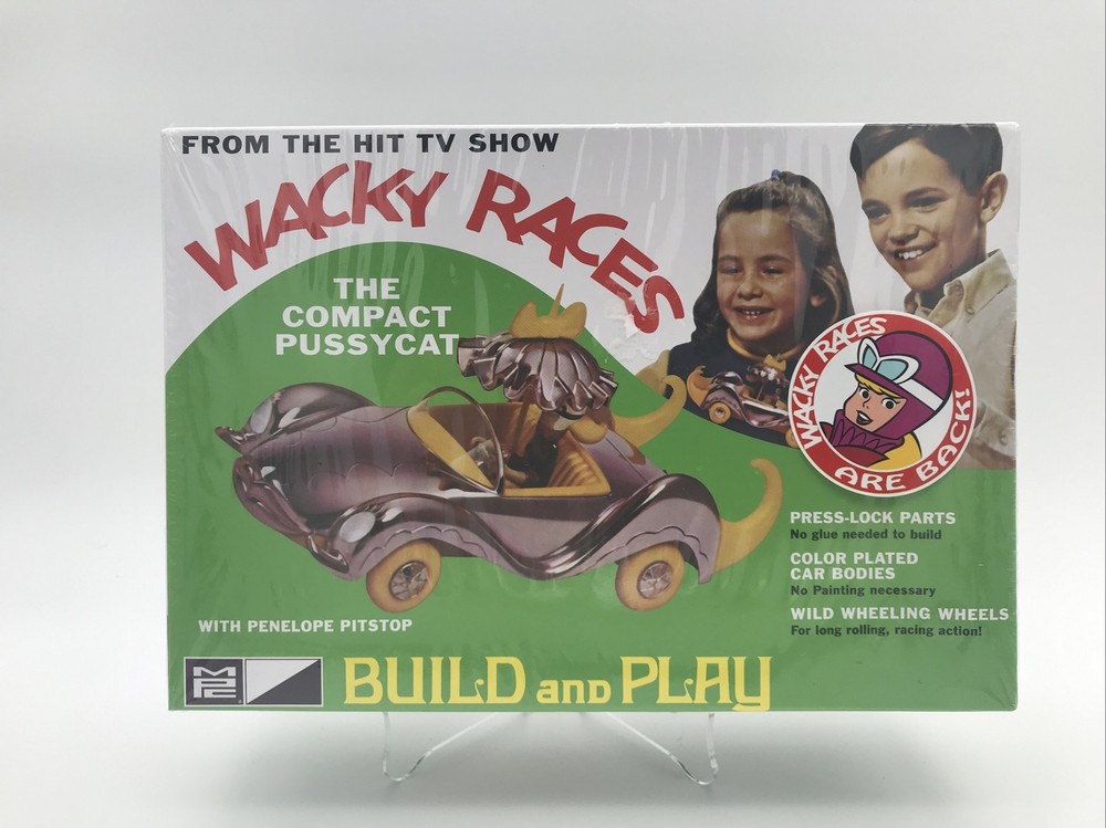 1:25 Wacky Races: Compact Pussycat Figure Snap MPC Model Kit Penelope Pitstop
