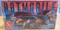 AMT #1295 1/25 SCALE BATMOBILE DC COMICS NEW IN DAMAGED BOX