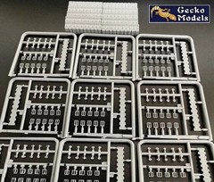Gecko 35GM0158 1/35 British Type 1942 5gal/20L Jerry Can Set(Value Pack Model )