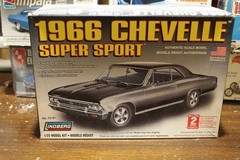 Lindberg 1966 Chevy Chevelle Super Sport Sealed Inside 1/25