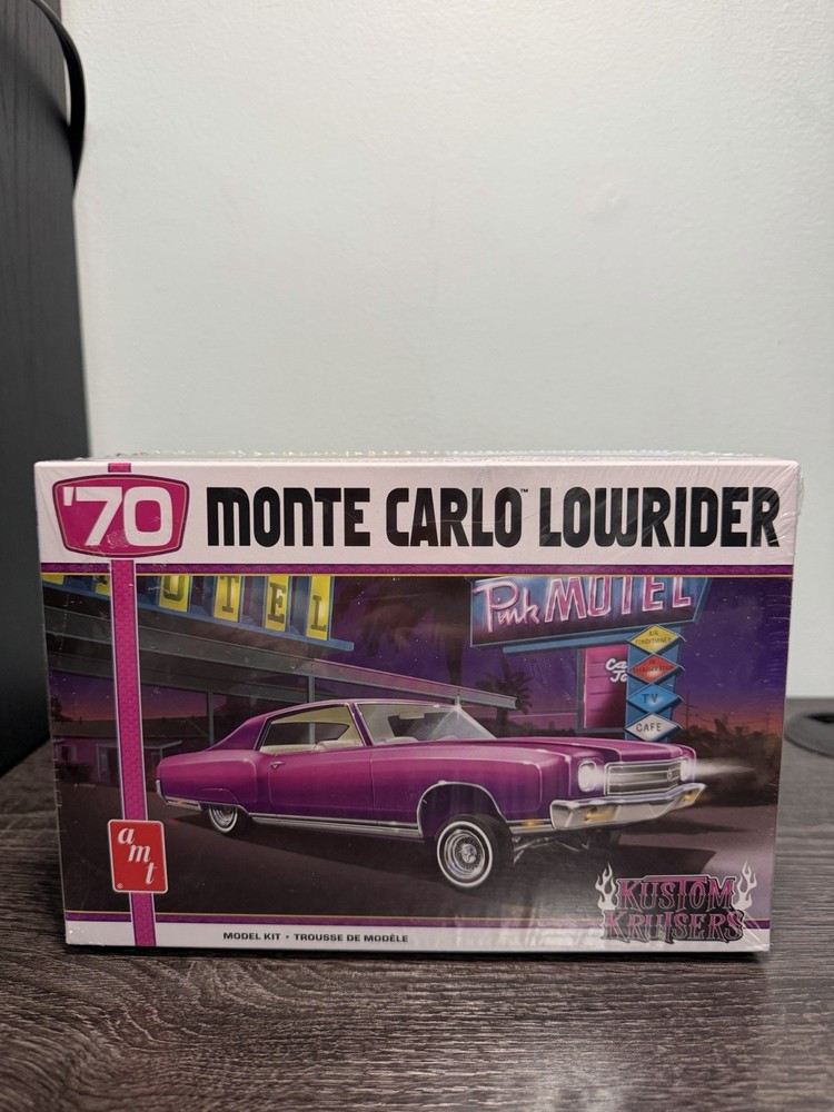 AMT 1/25 1970 Chevy Monte Carlo Lowrider Plastic Model Kit AMT1458M Sealed
