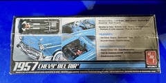 AMT 1957 Chevy Bel Air Model Car Scale 1:25 – Blue/White Brand New!!