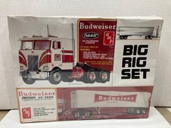 VINTAGE AMT 1/25 SCALE PETERBILT 352 PACEMAKER CABOVER SEALED MODEL KIT