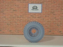 1/25 Scale Big Rig Truck Bridgestone w/ Alcoa 24.5″ Dually Wheel and Tire Set.