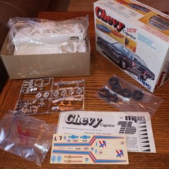 VINTAGE 1976 Chevy Caprice NIOB MODEL KIT – ANNUAL MPC 1-7604