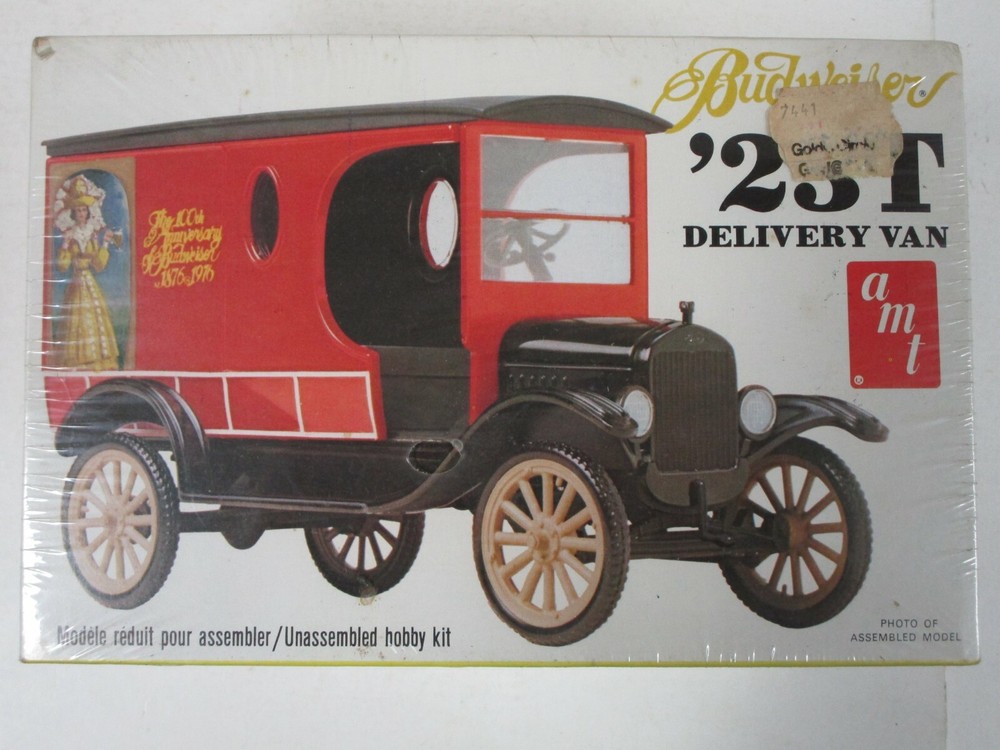 Vintage Factory Sealed AMT Budweiser 23 Ford T Delivery Van 1:25 Model Kit #2401