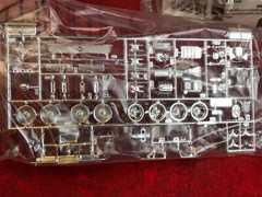 OPEN BOX AMT ERTL 1/25 Model Kit 1963 CHEVROLET CORVETTE STINGRAY Skill Level 2