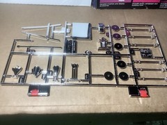 1 25 scale model parts 1966 Buick Wildcat Trophy / Display Accessories No Box S