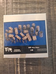 Verlinden 1/48 German Military Supplies WWII (Jerrycans, Drums, Crates) 2215