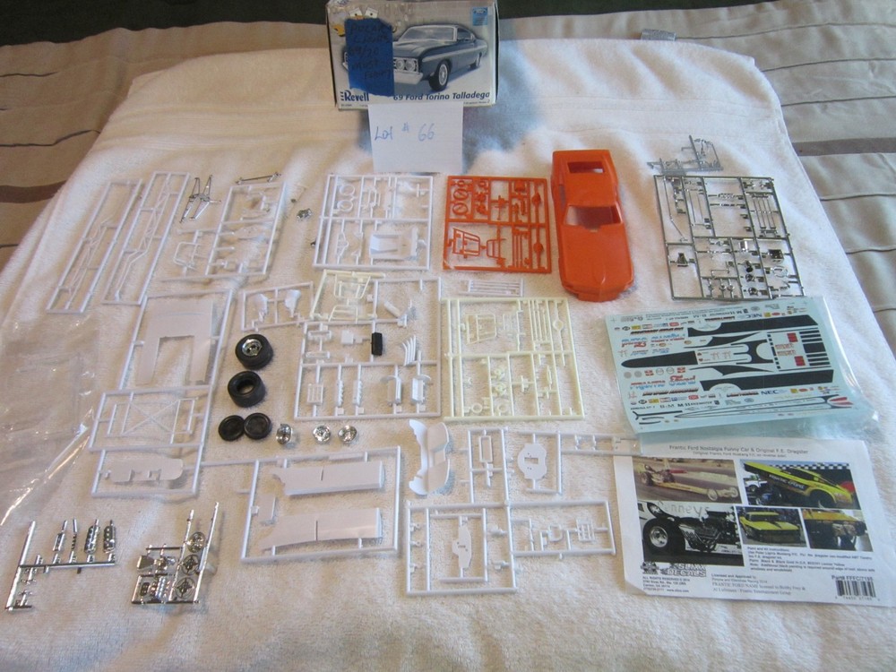 POLAR LIGHTS 70 MUSTANG FUNNY CAR JUNKYARD PARTS LOT #66