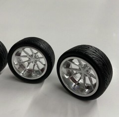 1:18 20” Concave Sport Wheels on Low Profile Tires