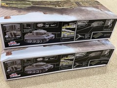 1/35 German TIGER I “Otto Carius Battle of Malonovka” ~ Dragon #6888 +bonus