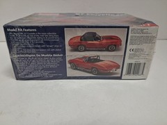 Monogram 1/25 – 67 CORVETTE 427 ROADSTER – Model Kit – 2968 – New – 1995