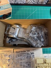Vintage Hubley SJ Duesenberg Town Car 1:18 Scale Metal Model Hobby Kit 4868-1000