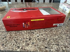 FUJIMI FERRARI DAYTONA 365 GTB4 FACTORY SEALED INSIDE KIT!! CIRCA 2006! VMCP!