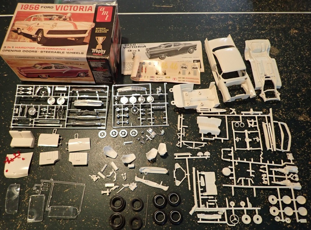 AMT 1956 Ford Victoria model kit original issue 60s Trophy series unbuilt