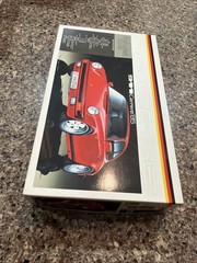 FUJIMI 1/24 SCALE 1985 PORSCHE 911 CARRERA SEALED INSIDE! CIRCA 1980’s! VMCP!