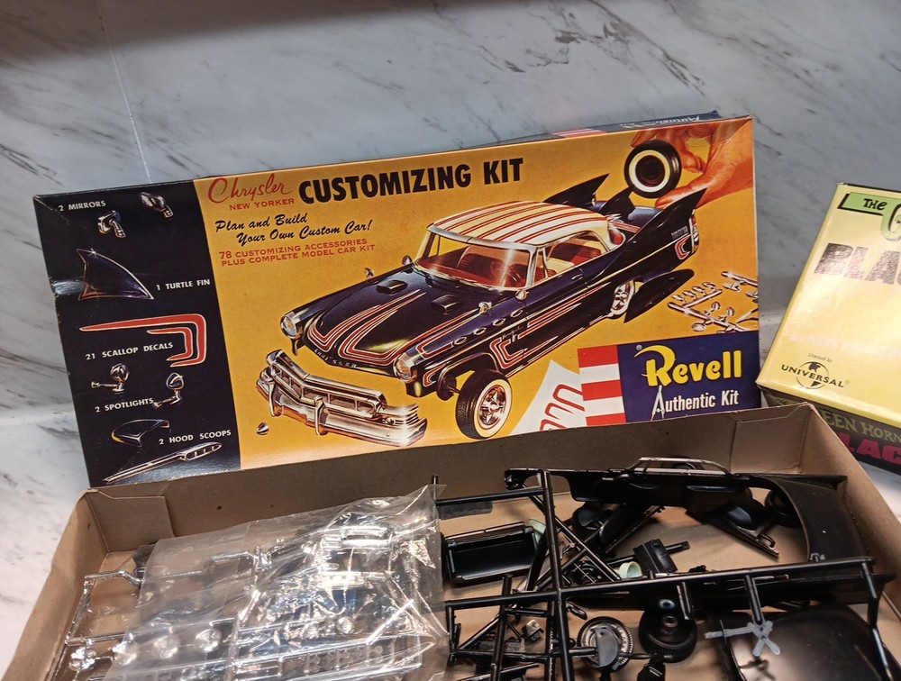 MIXED LOT OF 2 VARIOUS MODEL Kits Black Beauty ,and new Yorker Custom Kit