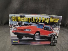 Revell ’90 Mustang LX 5.0 Drag Racer 1:25 Scale Plastic Model Kit 85-4195 NIB
