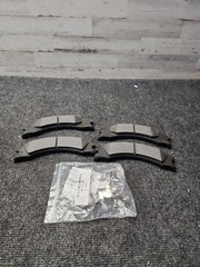Bendix Premium SBM1329 Semi-Metallic Rear Brake Pads for Select Models Ford