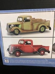 REVELL 85-4516 ‘37 FORD PICKUP W/ SURFBOARD MODEL KIT-NIB-1/25 SCALE