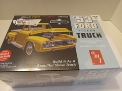 AMT 1953 Ford Pickup Truck 3 in 1 Trophy Series 1/25 Model Kit Retro ’53 AMT882