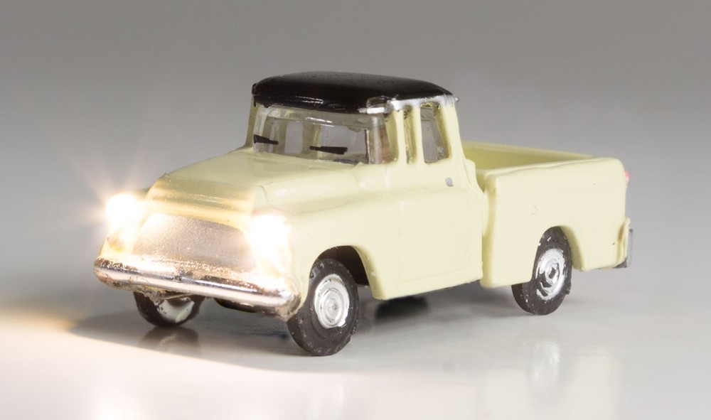 Woodland Scenics 1/160 N Scale Classic WORK TRUCK JustPlug LED Lighted Vehicle 7