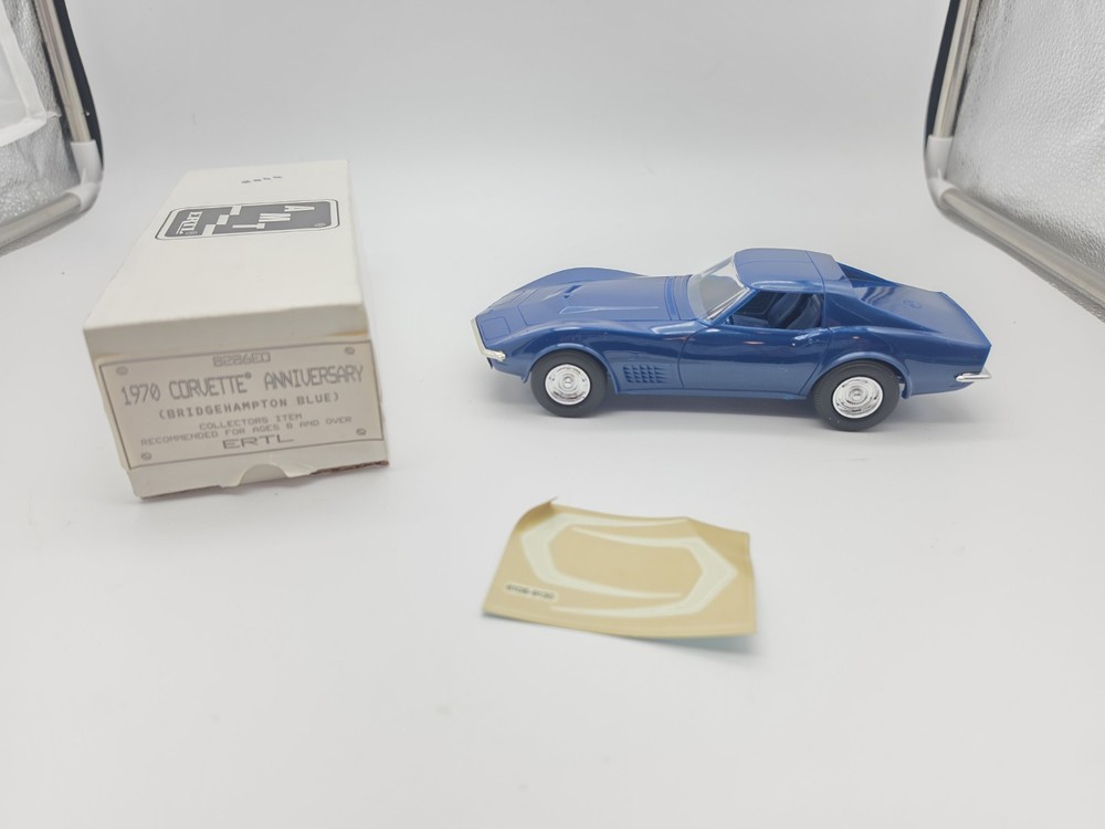 NIB AMT ERTL 1970 Corvette Anniversary Model Kit Bridgehampton Blue