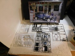 Minicraft 1:16 #11230 1933 Metropolitan Police Town Car OBCS