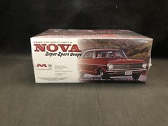 Moebius 1965 Chevrolet Chevy II Nova Super Sport Coupe 1:25 Scale Model Kit 2322