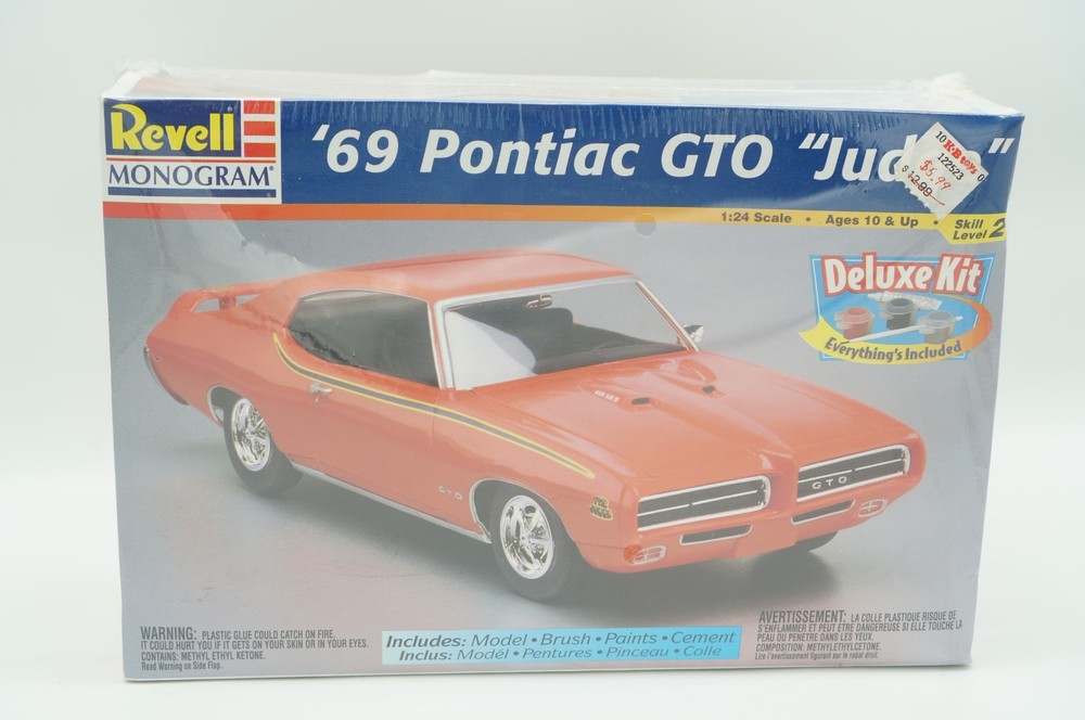 Revell Monogram 1969 Pontiac GTO Judge 1:24 Model Kit Deluxe